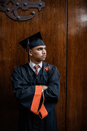 EJ F Senior 051223_0099-S1_S1