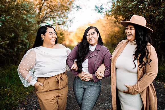 Tuiaki Family 112021_0148-Edit-Edit 16x20 copy