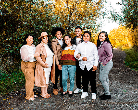 Tuiaki Family 112021_0132-Edit-Edit copy 16x20