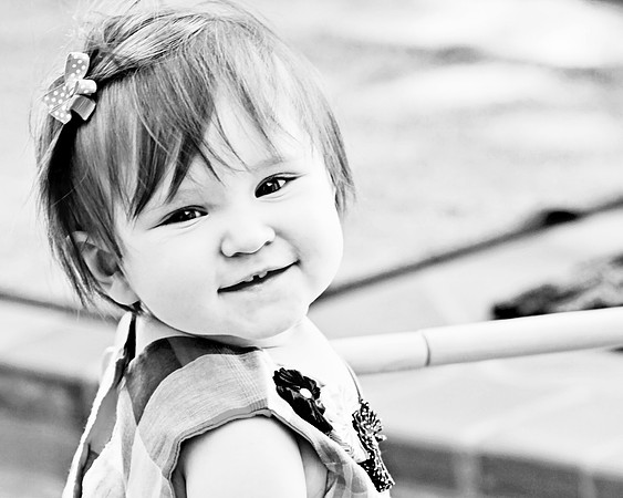 Juliana 1y 061513_086 BW 16x20