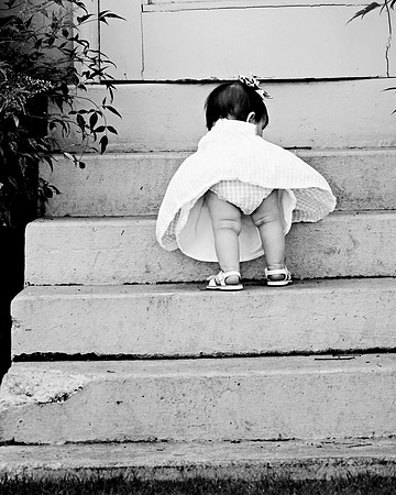 Juliana 9m 042013_118 BW 16x20