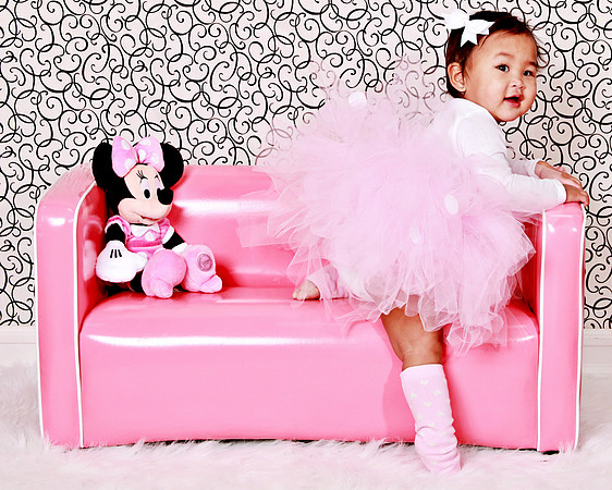Maddyn 1 year 011313_075 16x20
