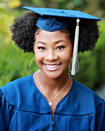 Tasha T Senior 102218_0102 8x10