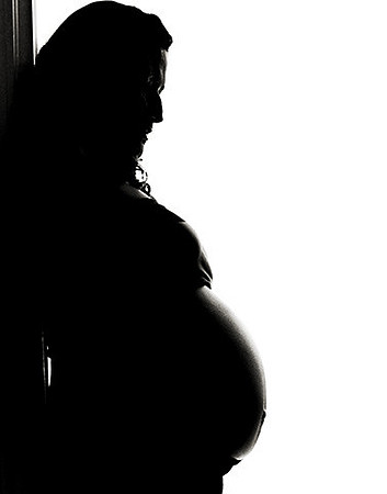 Carrera Maternity 090710_179 11x14 DBW