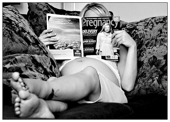 Flores Maternity 090207_204 5x7 BW_1