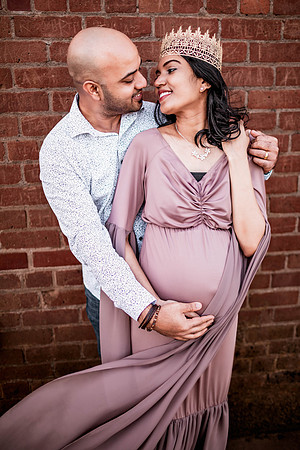 Sathesh Maternity 012122_0358-S2_S2 16x24