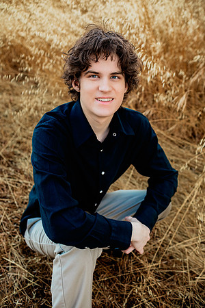 Luca N Grad 061425_0075-Edit