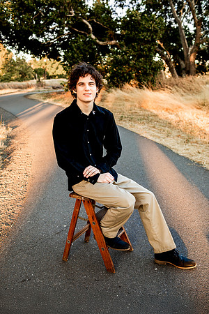 Luca N Grad 061425_0083-Edit