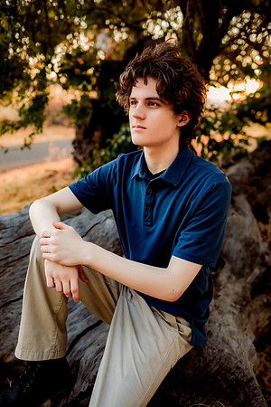 Luca N Grad 061425_0121-Edit